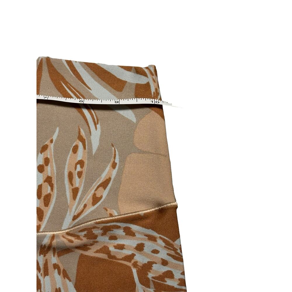 Offline by Aerie Real Me High Rise Bike Short 7" Nude Brown Colors Size Small - Picture 5 of 5